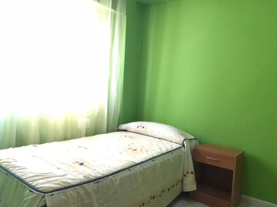 Apartamento Aitana.Esta A 2 Km De La Playa Andando Apartamento Alicante Exterior foto