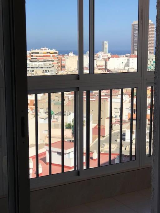 Apartamento Aitana.Esta A 2 Km De La Playa Andando Apartamento Alicante Exterior foto